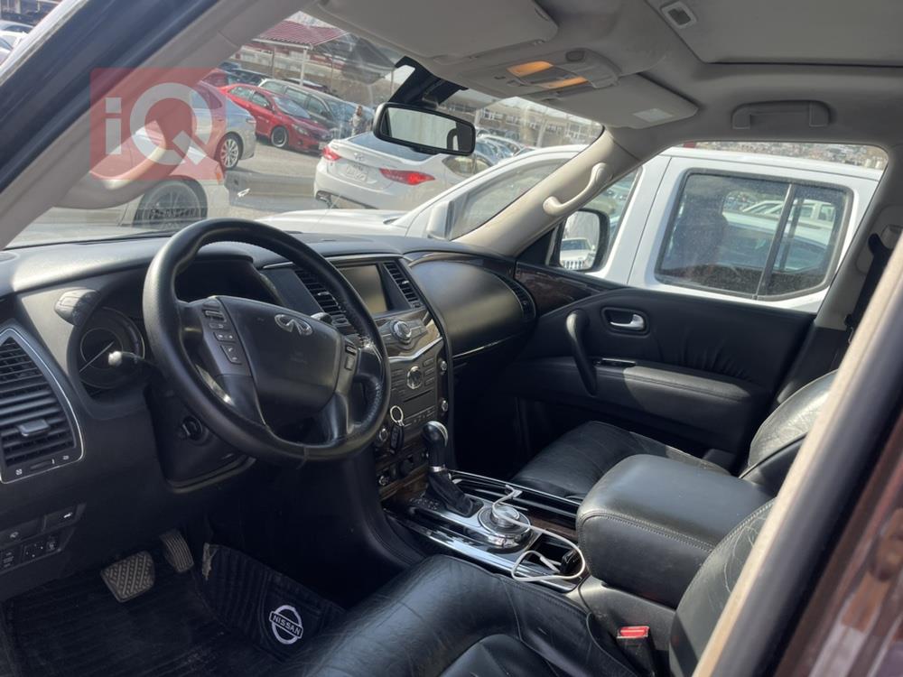Infiniti QX56
